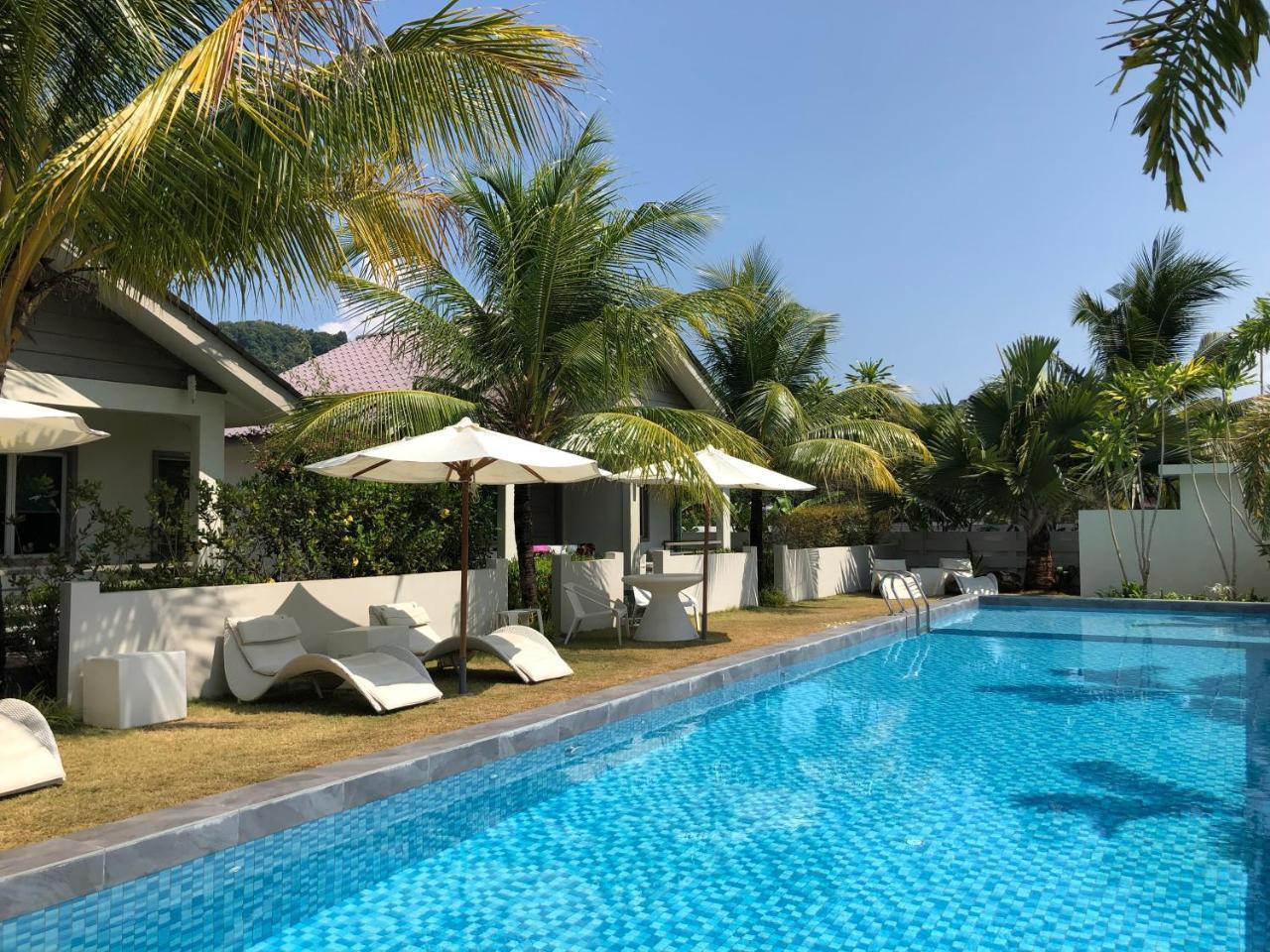 Fuuka Villa Pantai Cenang  Esterno foto